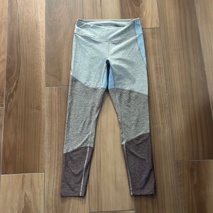 Outdoor Voices Color-blocked Yoga Leggings Size Medium